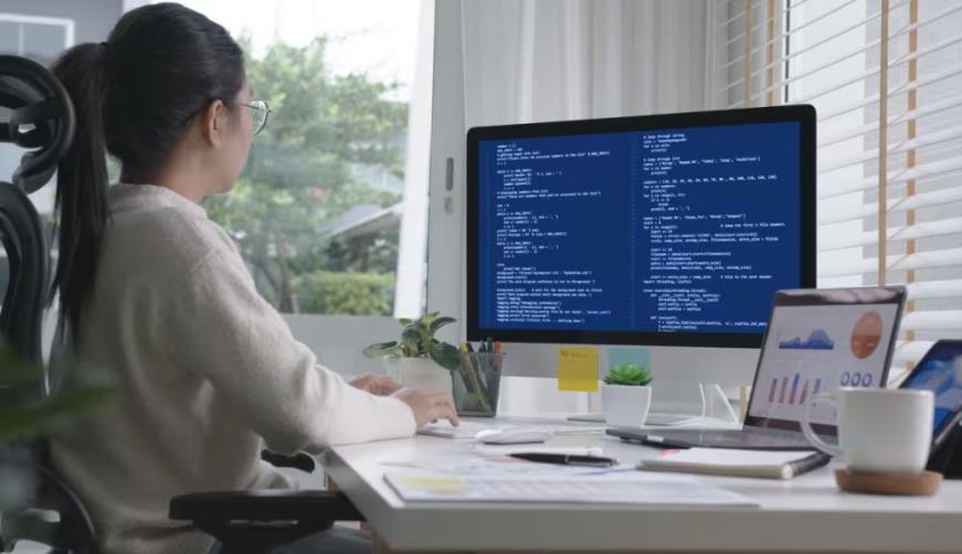 沿滩区企业数字化解决方案:机器学习赋能商业模式升级的核心路径